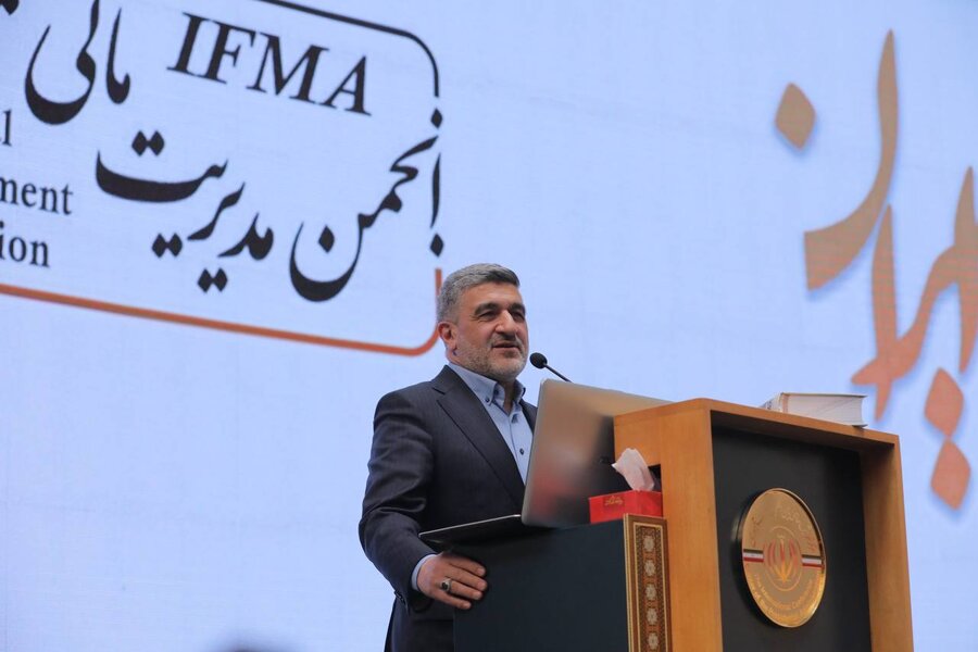 استانداردهای بین‌المللی گزارش‌گری مالی باید اجباری شود/ سازمان بورس با کمک نهادهای ذی‌ربط برای ارتقای کیفیت گزارش‌گری مالی گام‌های عملی برمی‌دارد